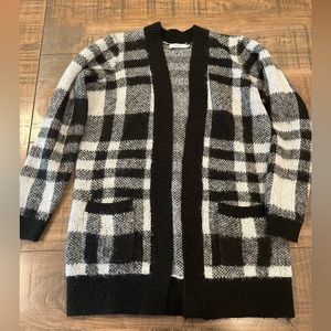 Warm beautiful white and black plaid soft sweater